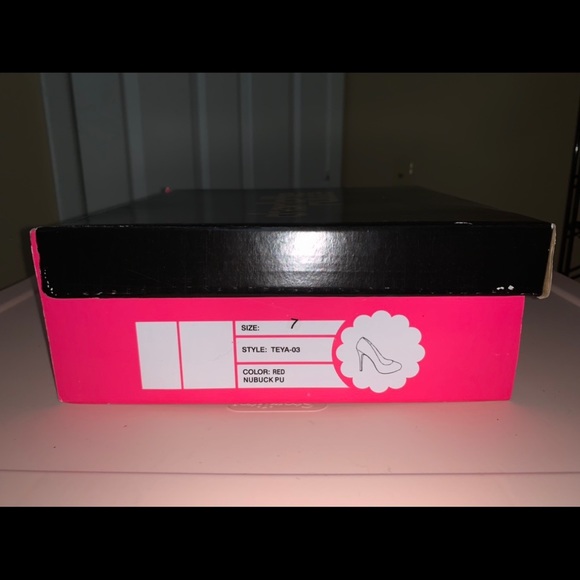 Charlotte Russe | Heels size 7 - Picture 7 of 7